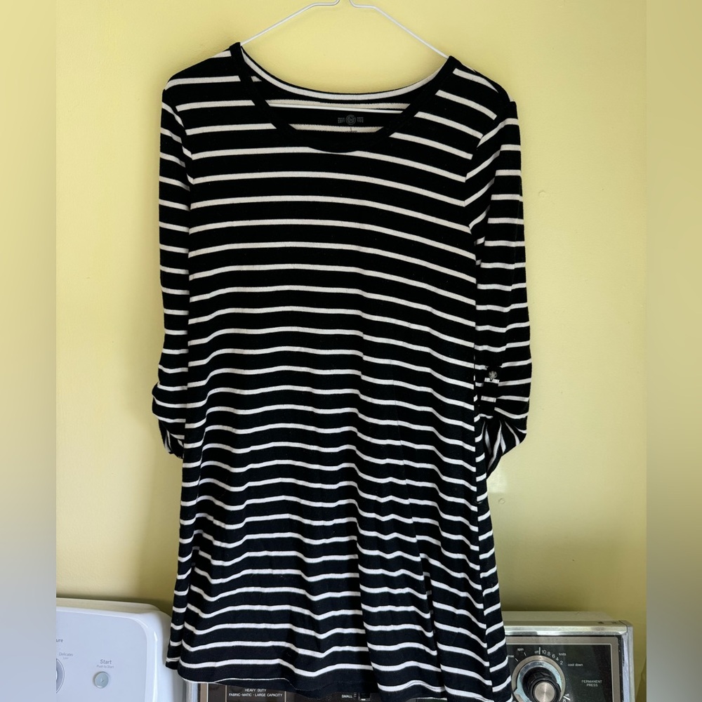 ❣️5 FOR $15!❣️ SO | Woman’s Striped Mini Dress
